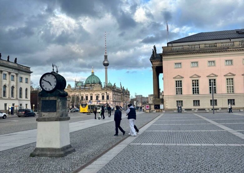 SCHOOL TRIPS: Berlin
