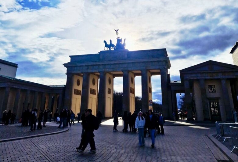 SCHOOL TRIPS: Berlin