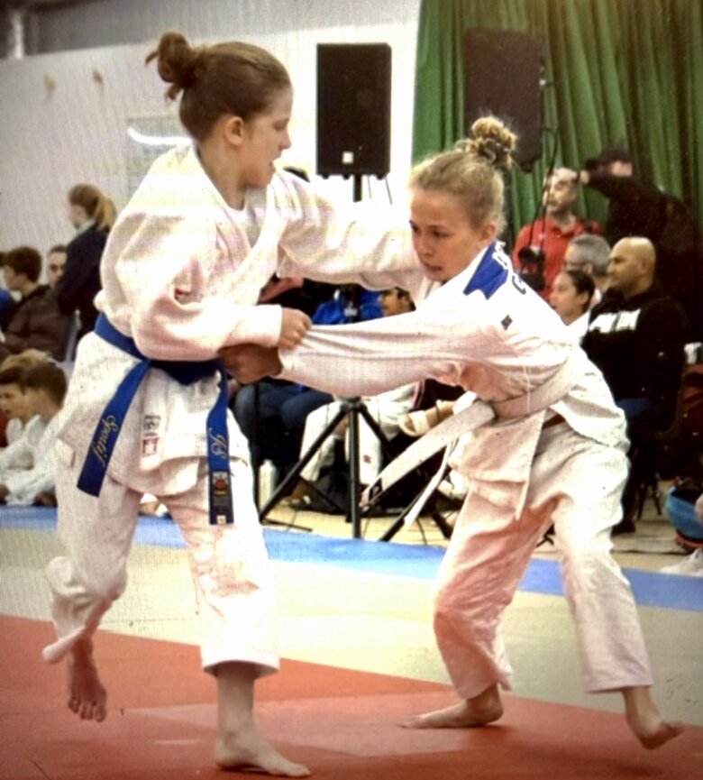 Sibling martial arts stars shine on national stage