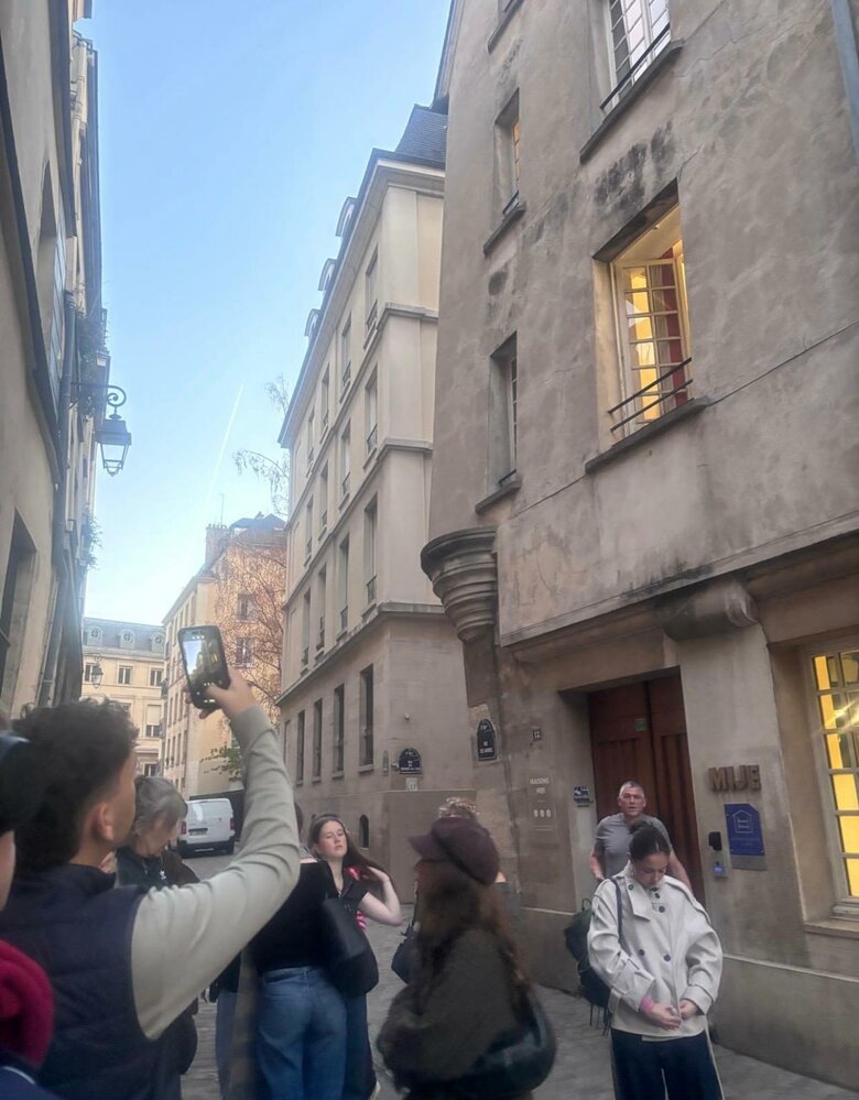 RGS artists take on Paris